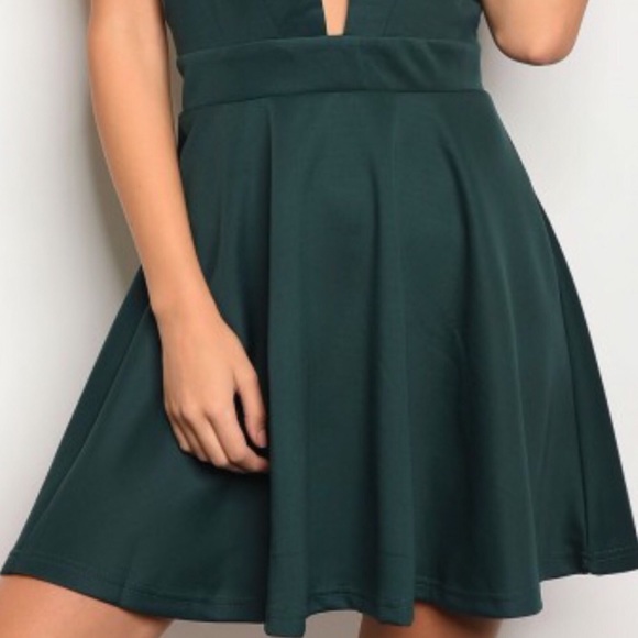 Forest Green Halter Fit & Flare Jeweled Collar - Picture 3 of 8